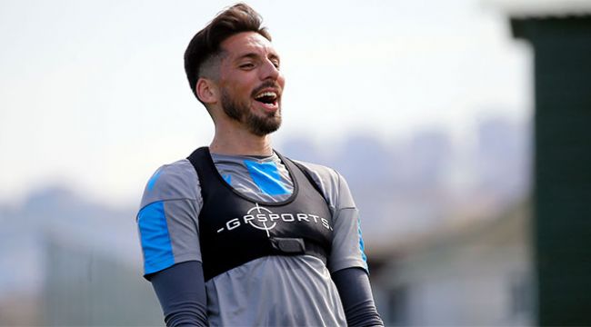 Jose Sosa, Trabzonspor'da bir ilk yaşıyor