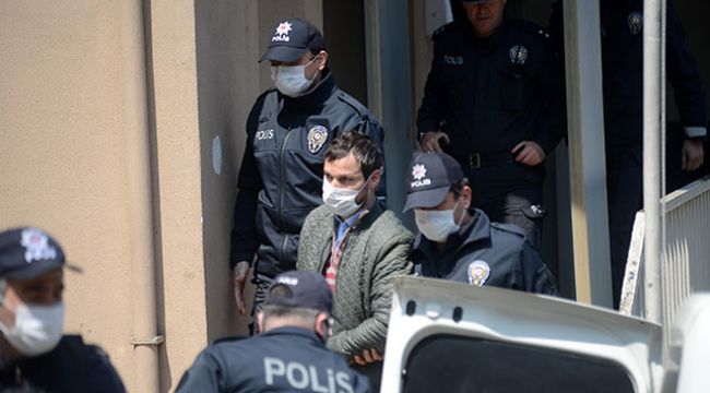 Kadın doktoru oksijen tüpüyle kovalayan hasta yakını adliyede