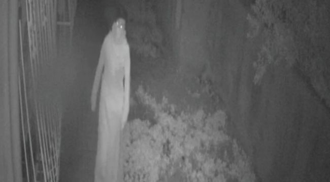 Kadın kıyafetleri giyip hırsızlık yaptı