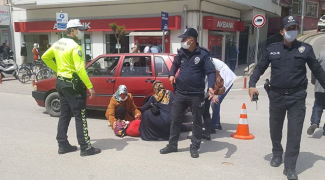 Kadın sürücü, çarptığı yaralı kadının başında ağladı