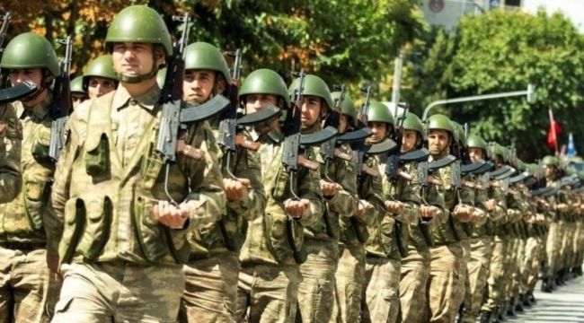 Koronavirüs salgını nedeniyle celpler ertelenirken terhisler uzatıldı