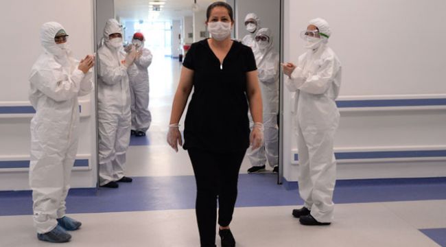 Koronayı yenen 3 çocuk annesi: Bana bir şey olmaz demeyin