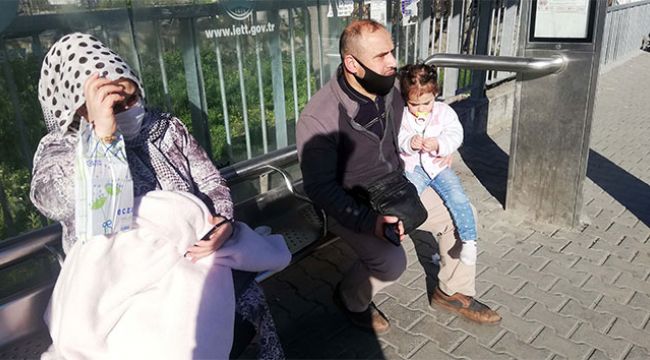 Kucağında hasta çocuğuyla dakikalarca otobüs bekledi
