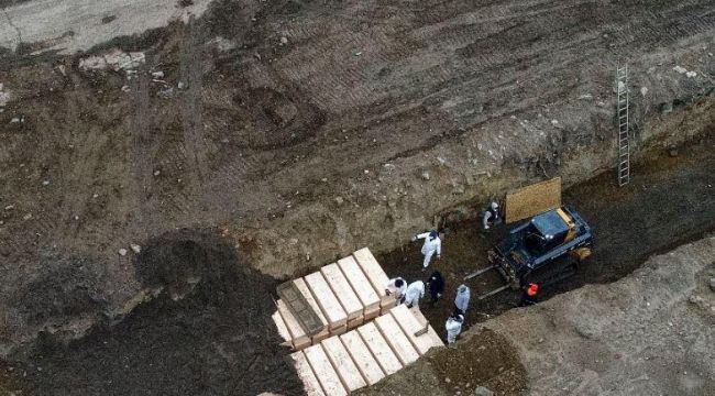 New York Belediye Başkanı'ndan toplu mezar' açıklaması