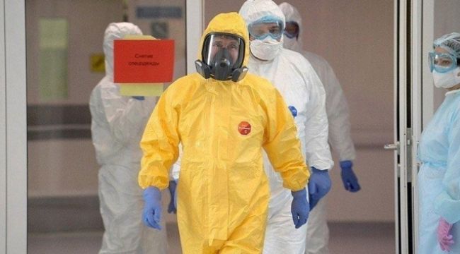 Putin&#039;den Covid-19 açıklaması: Henüz zirveyi görmedik