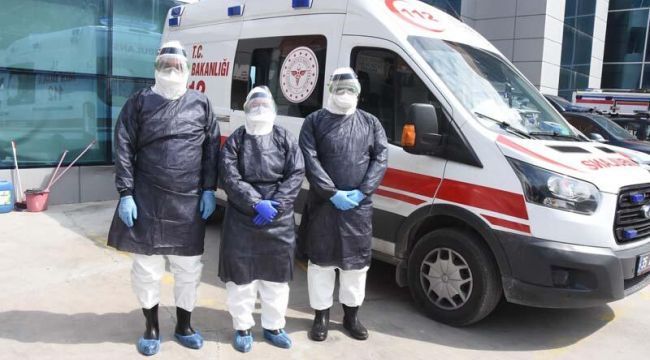 Sağlık personelleri evlerinin adresini unuttu