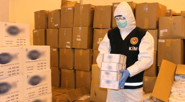 Tıbbi malzemeyi yurt dışına kaçırmak isterken yakalandılar