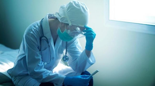Türkiye Psikiyatri Derneği sağlık çalışanları için destek hattı açtı