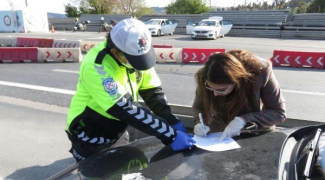 Yasağa uymayan sürücülere ceza kesildi
