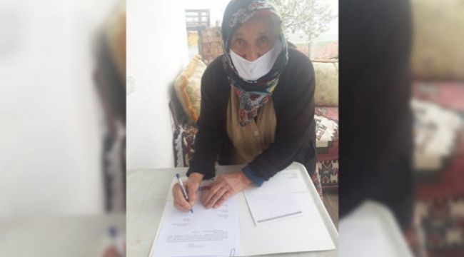 Yaşlı  kadın tarla, bağ, bahçe ve evini TSK'ye bağışladı
