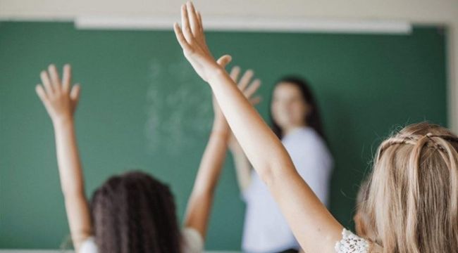 YÖK'ten son sınıftaki öğretmen adayları için karar