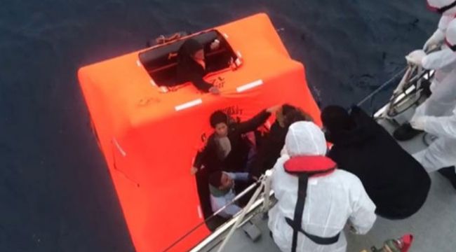 Yunanlar göçmenleri ölüme tek etti