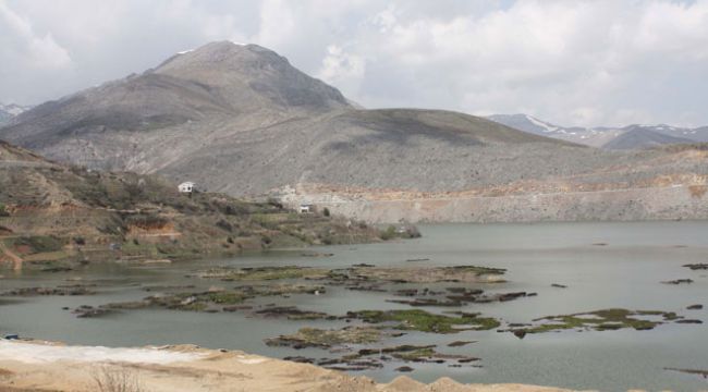 Yüzen adaları koronavirüs nedeniyle ziyaret eden kalmadı