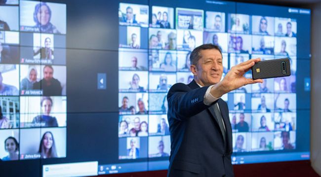'Ziya Öğretmen ile Eğitim Buluşmaları' internet ortamına taşındı