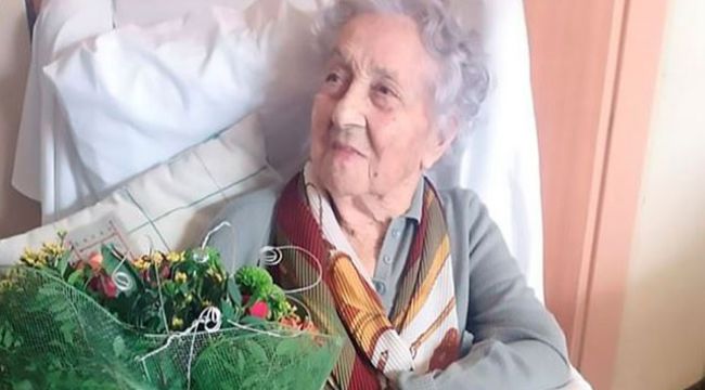 113 yaşındaki kadın koronavirüsü yendi