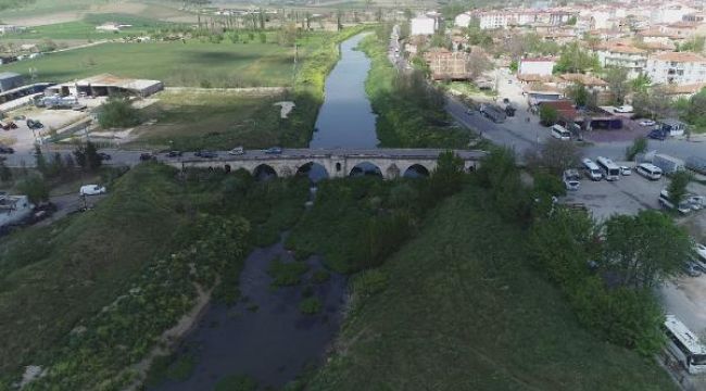 20 yıldır kirli akan Lüleburgaz Deresi temizlendi