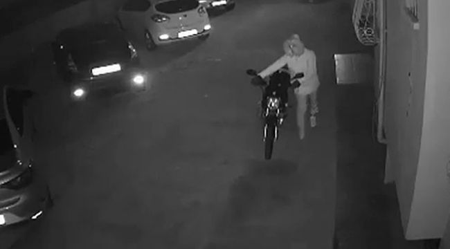 40 saniyede hırsızlık güvenlik kameralarında