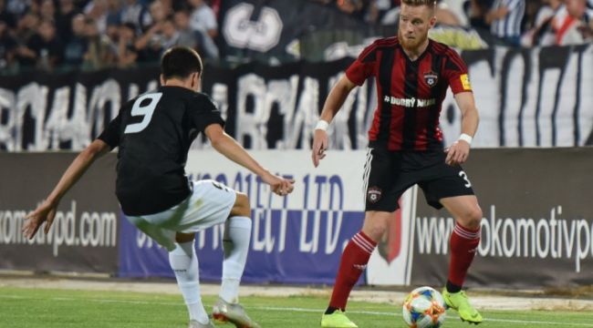 Altay’da sola Karagaren