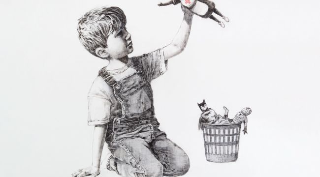 Banksy'den hemşireler için “süper kahraman” eseri