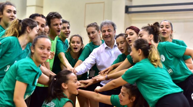 GENÇLER ÜLKEMİZİN GELECEĞİ
