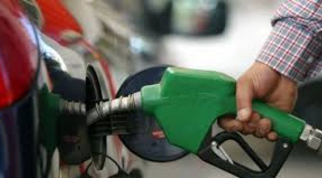 Benzin ve motorine zam geldi