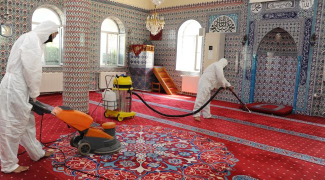 CAMİLER CUMA GÜNÜ TOPLU İBADETE AÇILACAK