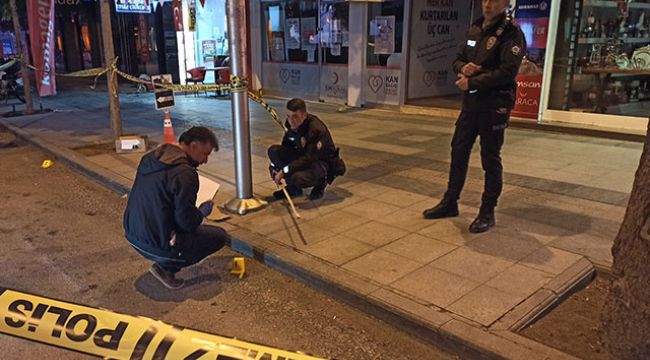 Çorum'da sokak ortasında başından vuruldu