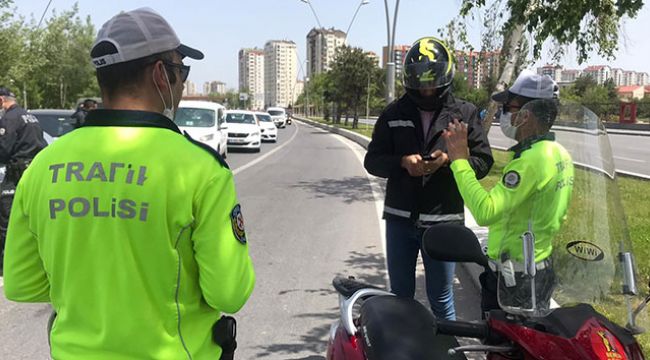 Ehliyetini evde unuttu motorundan oldu
