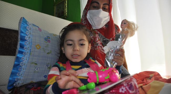 Elazığ depreminin sembol ismi Yüsra bebek ve annesi taburcu oldu