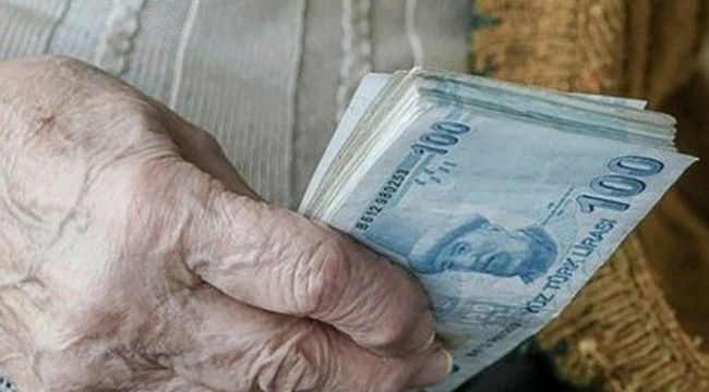 EMEKLİ AYLIKLARI BAYRAM ÖNCESİNDE HESAPLARA YATIRILACAK