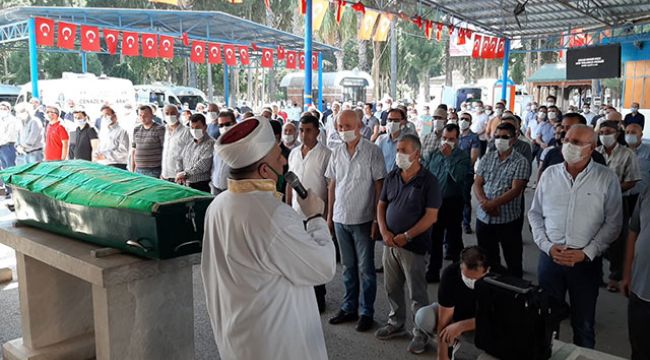 Gençlik ve Spor İlçe Müdürü Akkar toprağa verildi