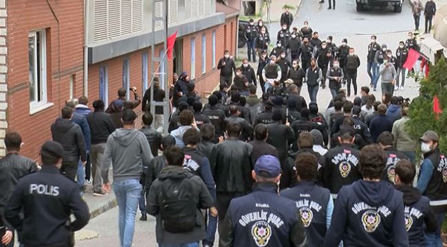 Grup Yorum üyesi İbrahim Gökçek'in cenazesinde gerginlik