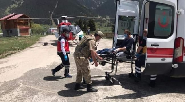 Helikopter mantardan zehirlenen hasta için havalandı