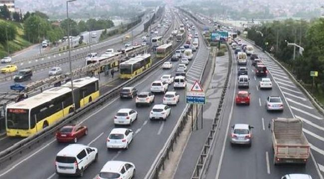 İstanbul'da trafik yoğunluğu yüzde 42'lere ulaştı