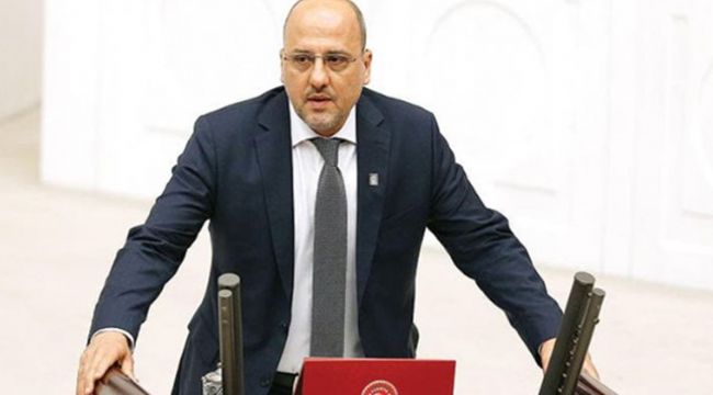 İstanbul Milletvekili Ahmet Şık, HDP'den istifa etti