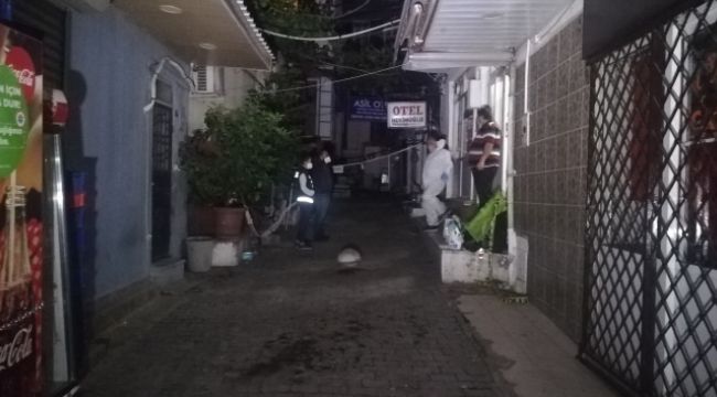 İzmir'de otel odasında sır ölüm