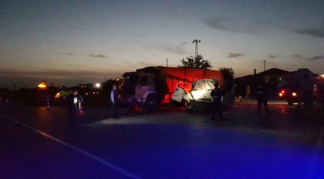 İzmir&#039;de trafik kazası: 1 ölü