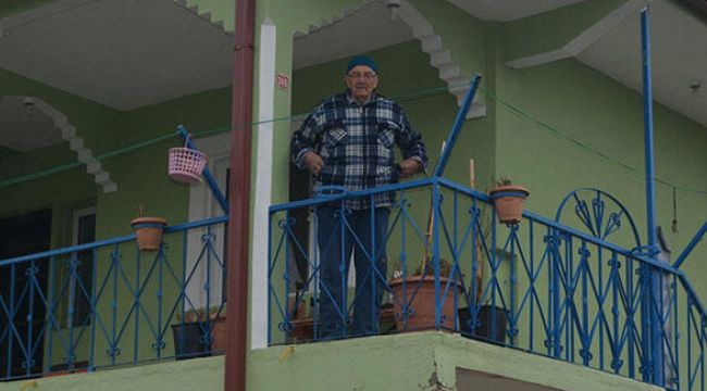 'Jandarma komutanıyım' diyerek 100 bin TL dolandırdı