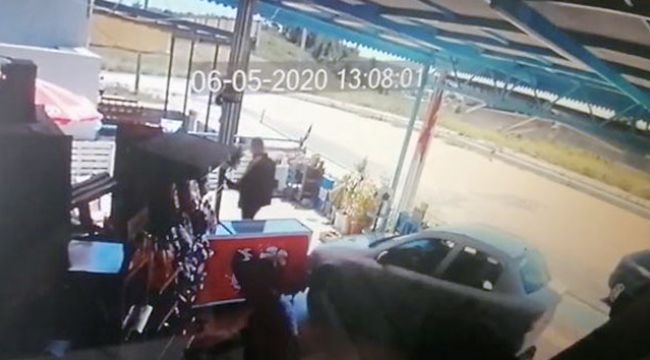 Otomobil markete girdi, ortalık savaş alanına döndü
