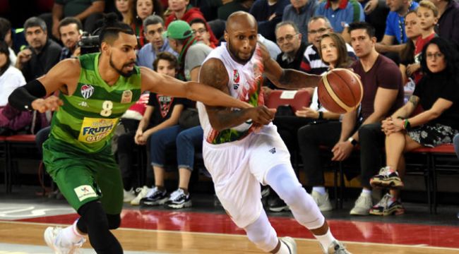 Pınar Karşıyaka'da Crocker sıkıntısı