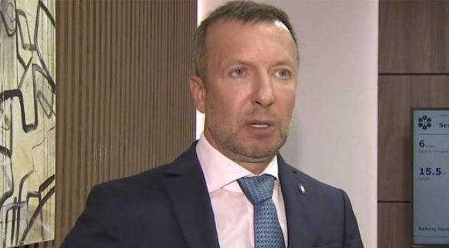 Rus milyarder iş adamı intihar etti