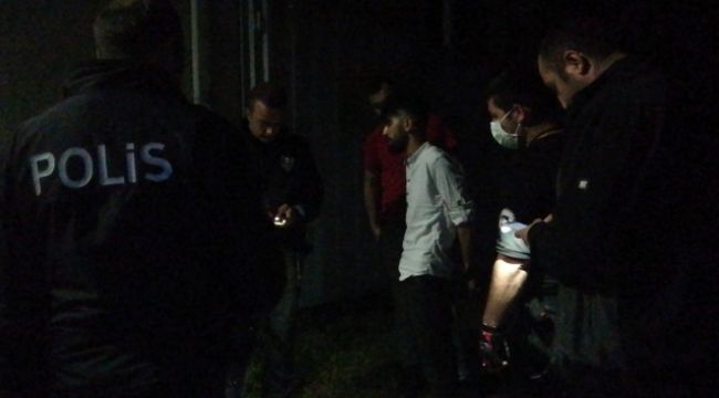 Sahte plakalı araçla trafiği tehlikeye sokan 3 şahıs polisi alarma geçirdi