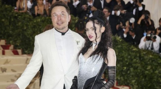 Şarkıcı Grimes, 10 milyon dolara 'ruhunu' satacak