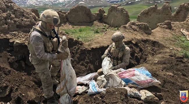Şırnak&#039;ta teröristlere ait mühimmat ele geçirildi