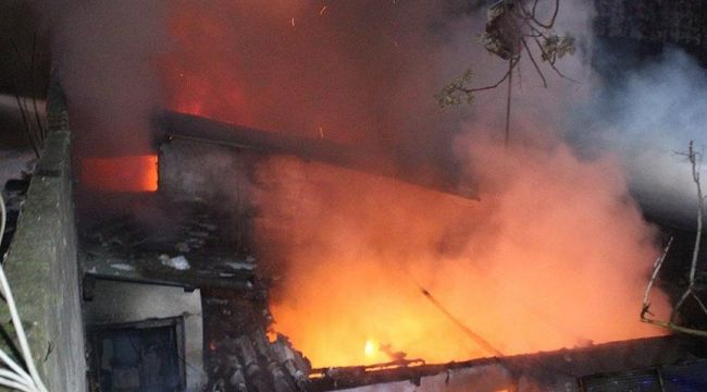 Şişli'de iş yerinde korkutan yangın