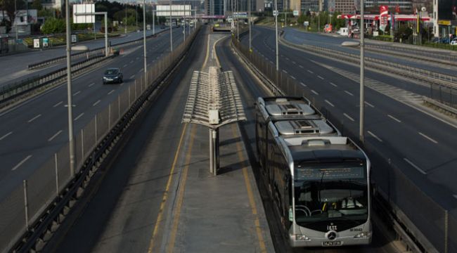 Sokağa çıkma yasağının 2nci gününde yollar boş kaldı