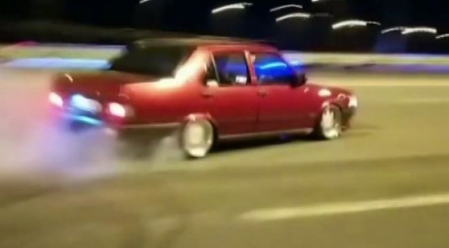 Sosyal mesafeyi hiçe sayan bir grup vatandaş drift yaparak doğum günü kutladı