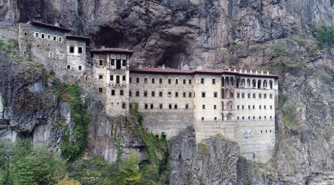 Sümela Manastırı'ndaki restorasyon çalışmaları tekrar başladı