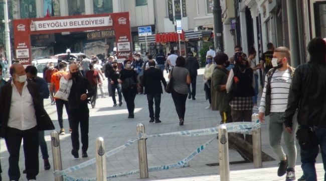 Taksim Meydanı ve İstiklal Caddesi'nde iş yerleri açılıyor