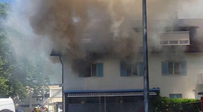 Türk ailenin evinde yangın çıktı